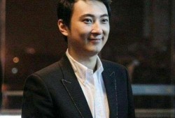 吃瓜娱乐圈博主是谁啊,揭秘“吃瓜群众”背后的神秘人物
